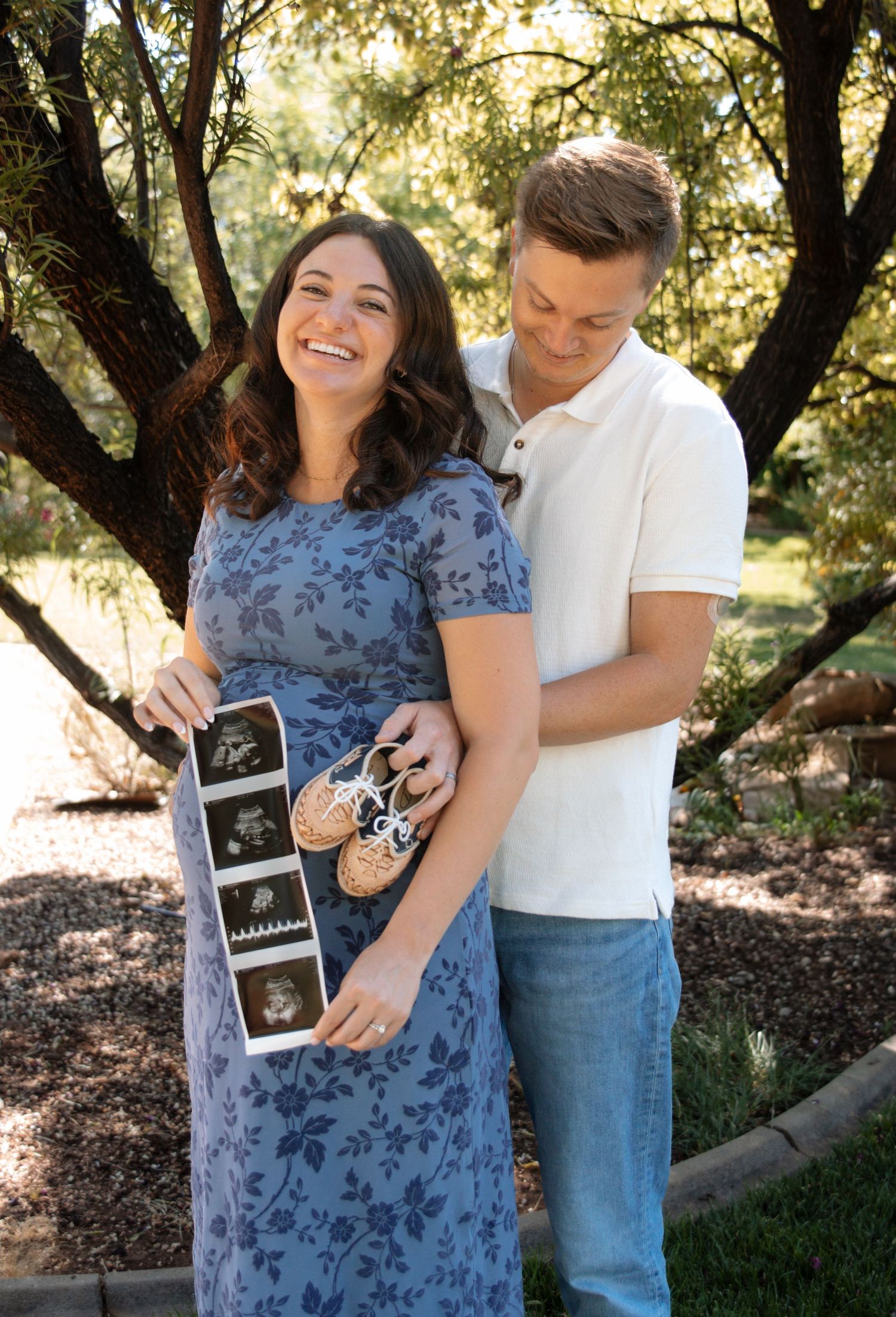 Southern Utah outdoor maternity photography