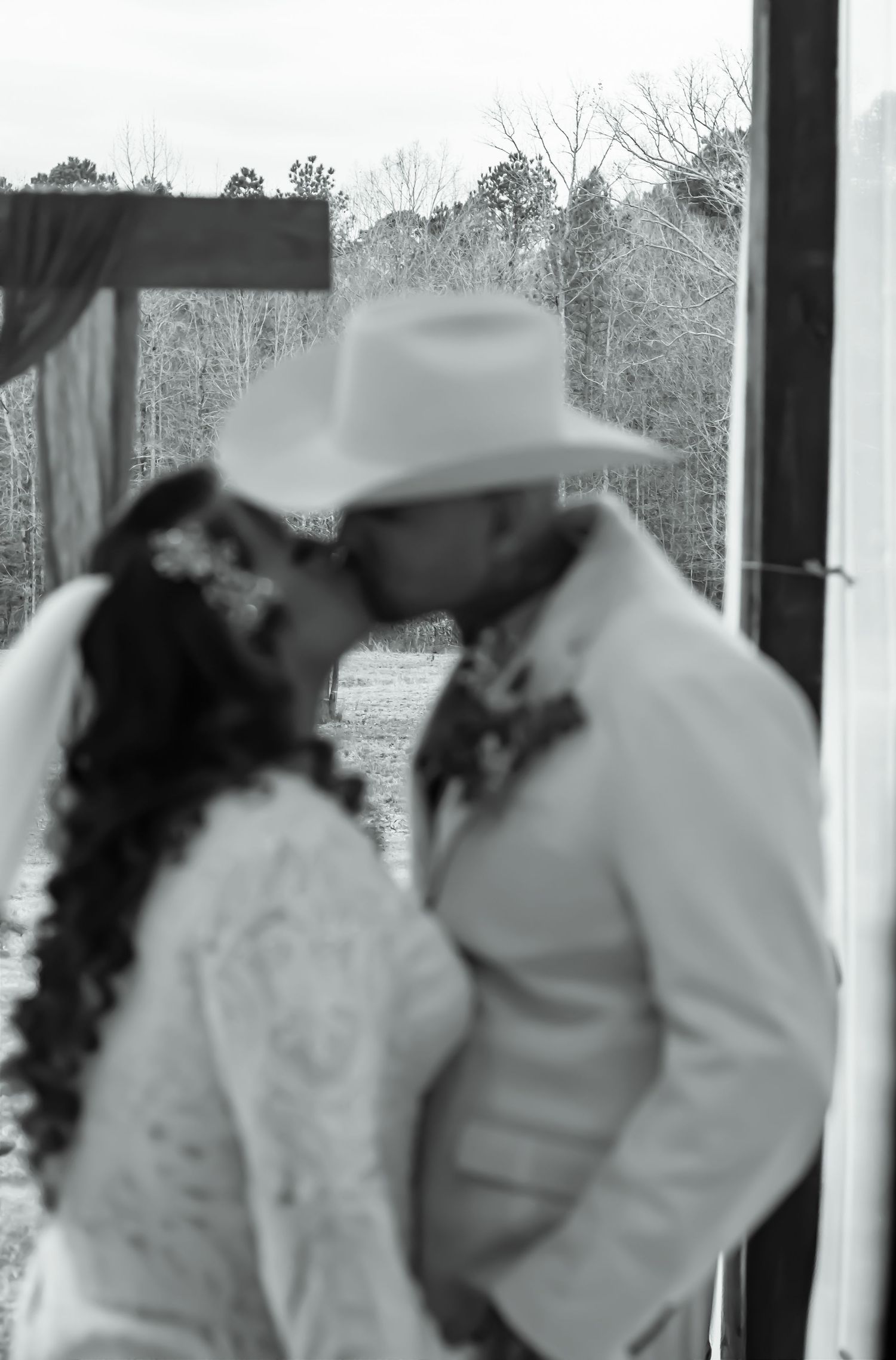 Southern Utah wedding photographed by Braelyn Nicole