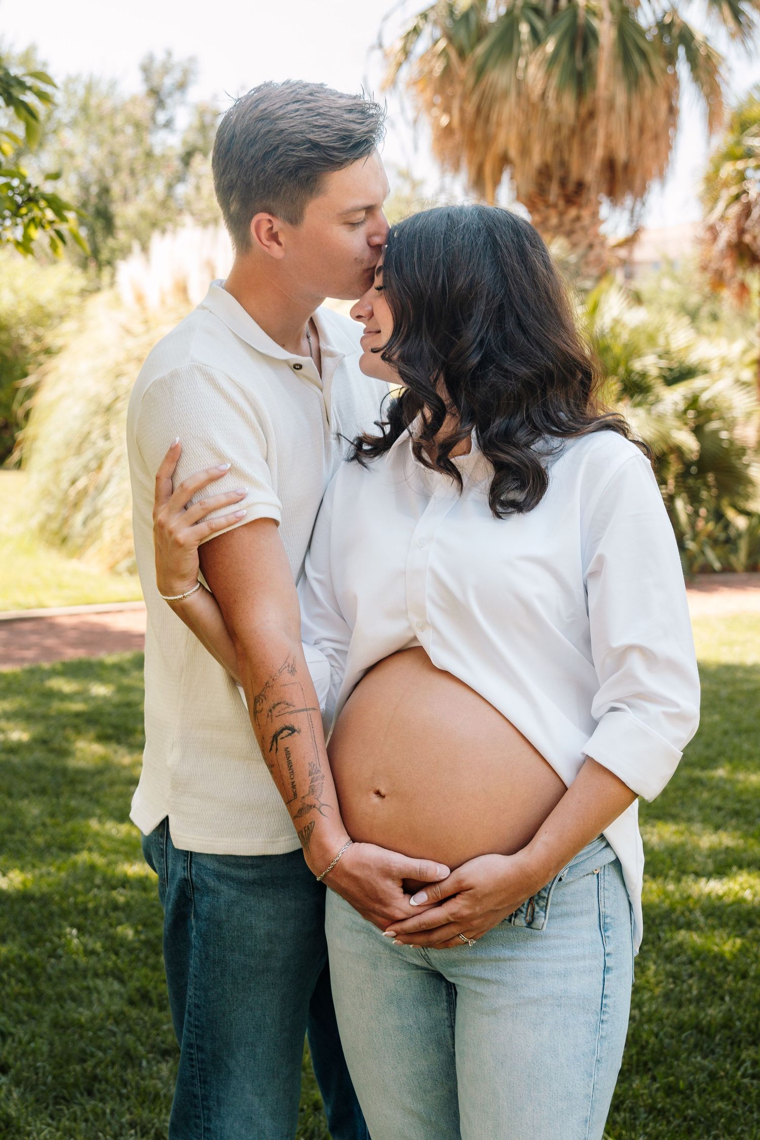 Southern Utah outdoor maternity photography
